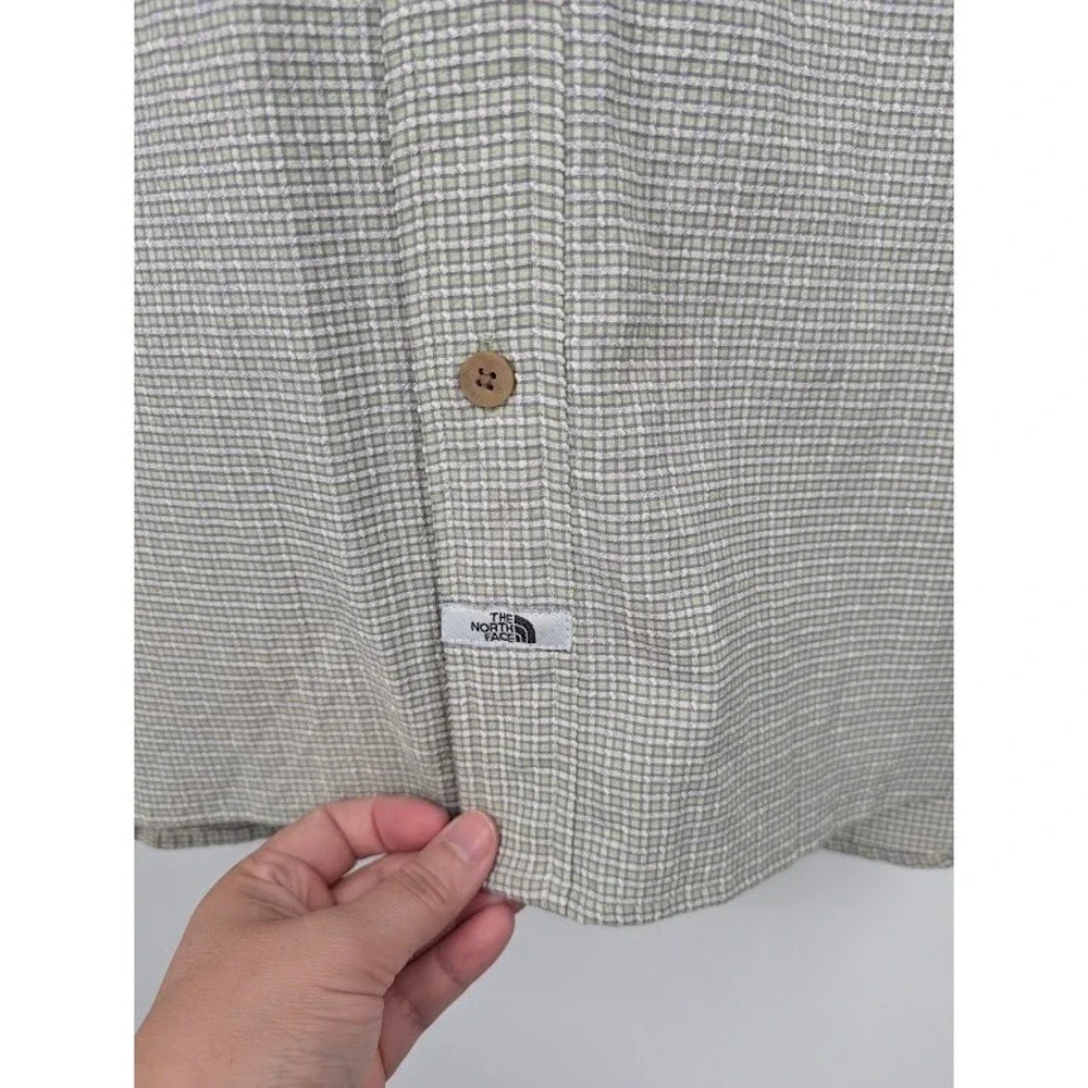The North Face Plaid Button Up Shirt Green Gray‎ Long Sleeve Men's M